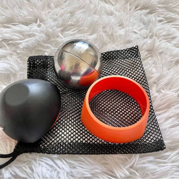 KT Tape Massage Ball - Picture 2 of 2